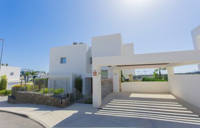 Resale - House - Detached Villa - Marbella - Santa Clara