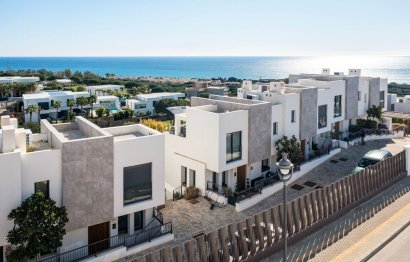 Resale - House - Semi-Detached House - Marbella - Cabopino