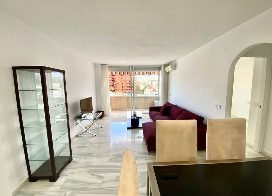 Resale - Apartment - Middle Floor Apartment - Estepona - Estepona Centro