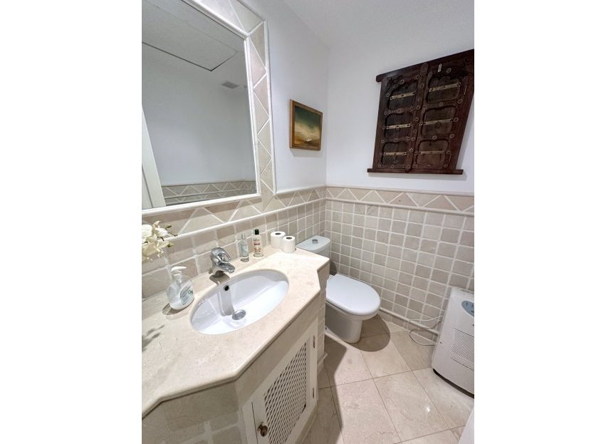 Resale - Apartment - Ground Floor Apartment - Casares - Casares Centro