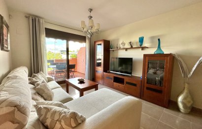 Resale - Apartment - Middle Floor Apartment - Estepona - Estepona Centro