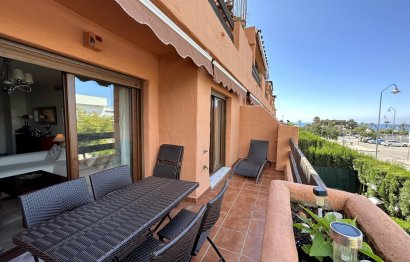 Resale - Apartment - Middle Floor Apartment - Estepona - Estepona Centro