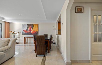 Reventa - House - Townhouse - Benahavís - Benahavís Centro