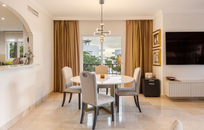 Resale - Apartment - Ground Floor Apartment - Estepona - Atalaya