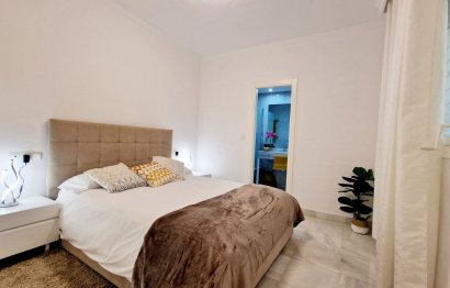 Resale - Apartment - Middle Floor Apartment - Estepona - Estepona Centro