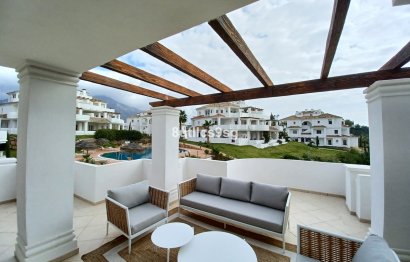 Resale - Apartment - Middle Floor Apartment - Marbella - Aloha