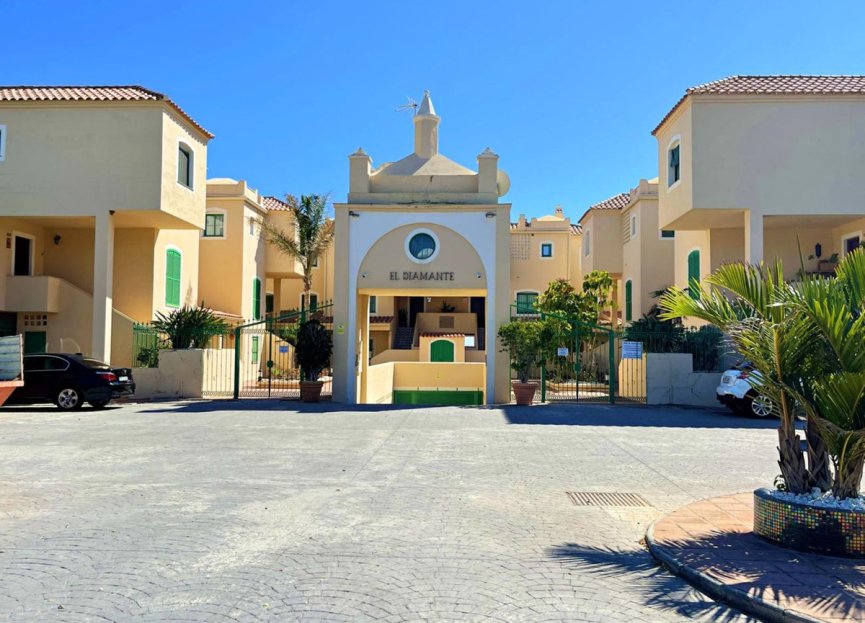 Resale - Apartment - Ground Floor Apartment - Casares - Casares Centro