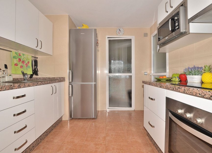 Resale - Apartment - Middle Floor Apartment - Fuengirola - Los Boliches