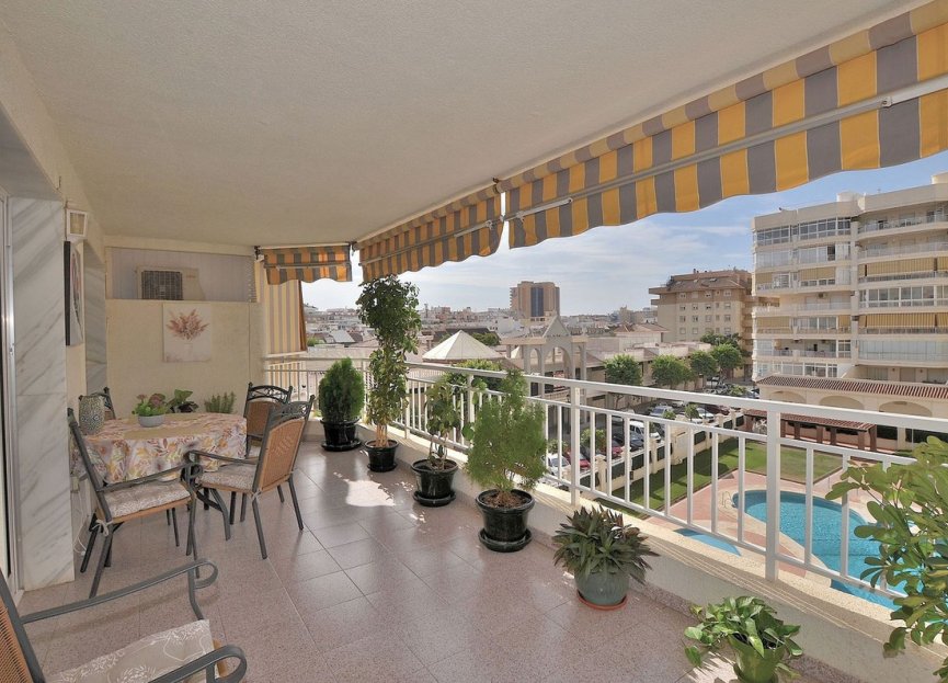 Resale - Apartment - Middle Floor Apartment - Fuengirola - Los Boliches