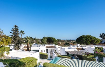 Resale - House - Townhouse - Marbella - Nueva Andalucia