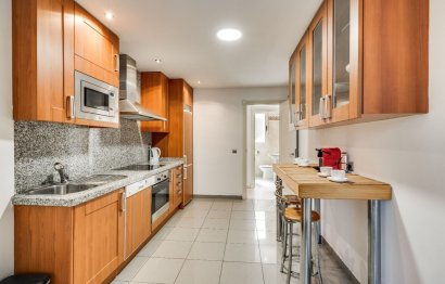 Resale - Apartment - Middle Floor Apartment - Marbella - Nueva Andalucia