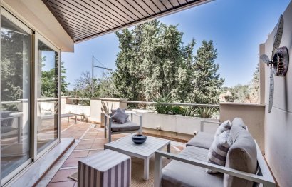 Resale - Apartment - Middle Floor Apartment - Marbella - Nueva Andalucia