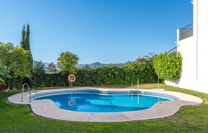 Resale - House - Townhouse - Marbella - Nueva Andalucia