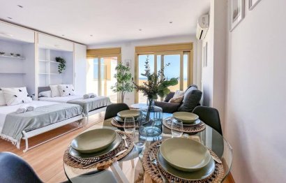 Resale - Apartment - Middle Floor Apartment - Estepona - Estepona Centro