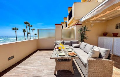 Resale - Apartment - Middle Floor Apartment - Estepona - Estepona Centro