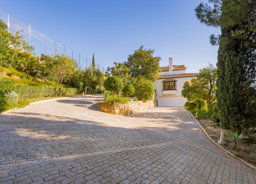 Resale - House - Detached Villa - Benahavís - Benahavís Centro