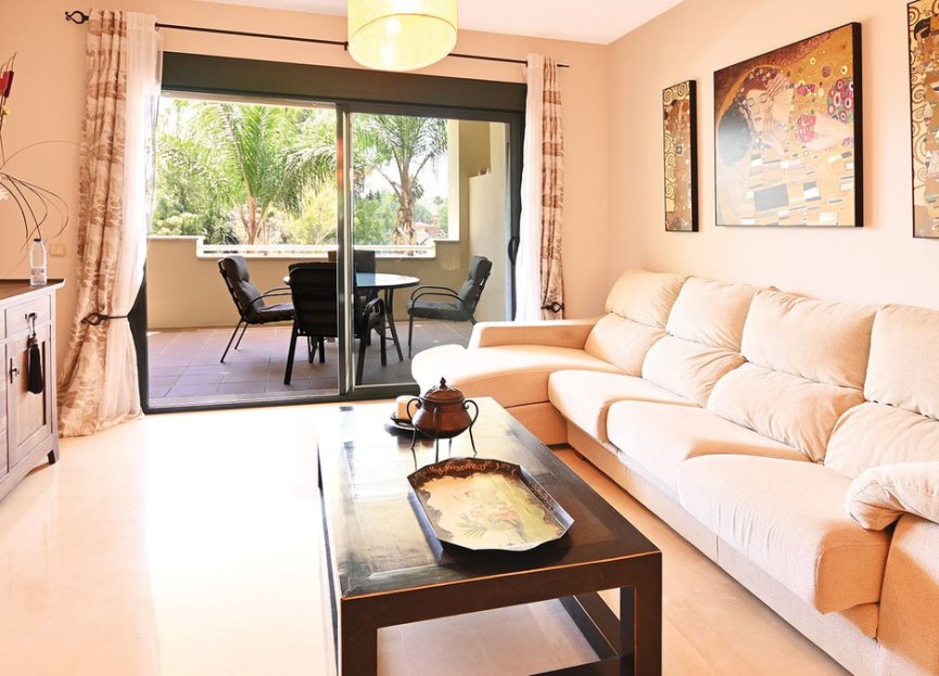 Resale - Apartment - Middle Floor Apartment - Marbella - San Pedro De Alcantara