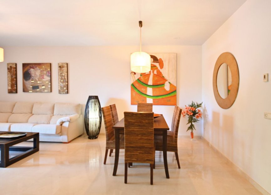 Resale - Apartment - Middle Floor Apartment - Marbella - San Pedro De Alcantara