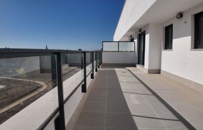 Resale - Apartment - Penthouse - Estepona - Estepona Centro