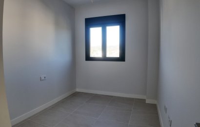 Resale - Apartment - Penthouse - Estepona - Estepona Centro