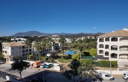 Resale - Apartment - Penthouse - Estepona - Estepona Centro