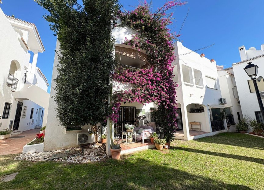 Resale - House - Semi-Detached House - Estepona - Bel Air