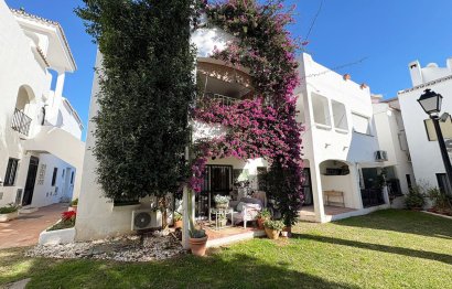 Resale - House - Semi-Detached House - Estepona - Bel Air