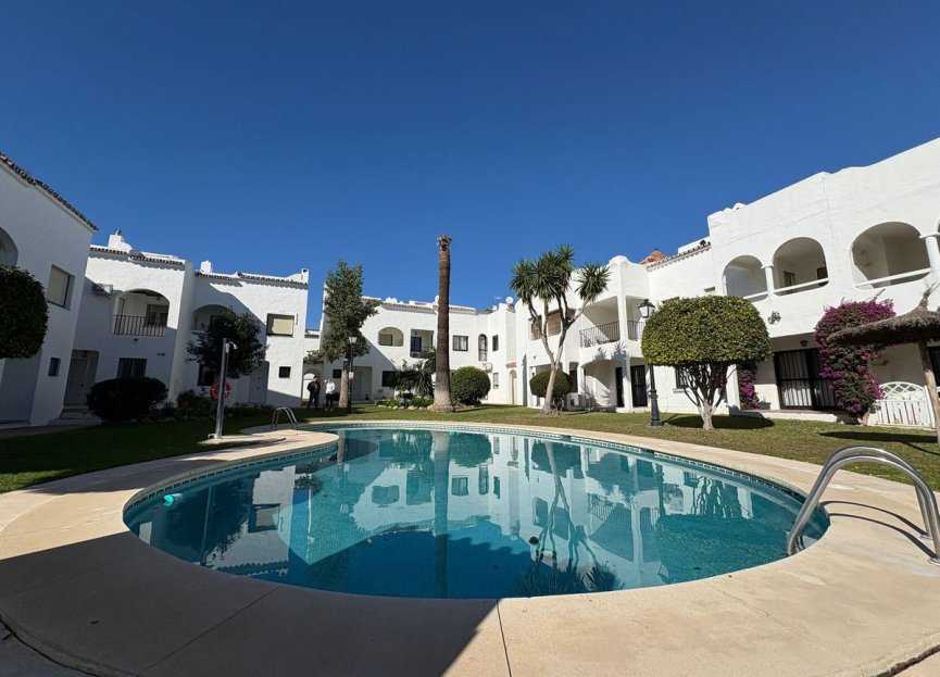 Resale - House - Semi-Detached House - Estepona - Bel Air