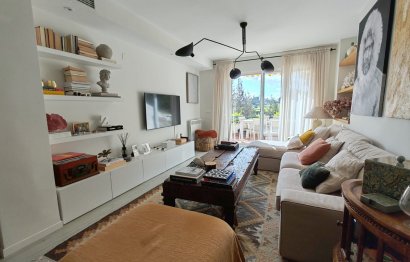 Resale - Apartment - Middle Floor Apartment - Marbella - Guadalmina Alta