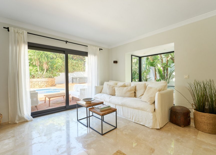 Resale - House - Detached Villa - Marbella - Los Monteros