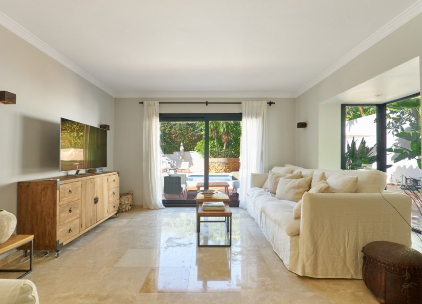 Resale - House - Detached Villa - Marbella - Los Monteros