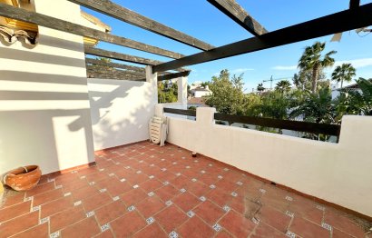 Resale - House - Semi-Detached House - Estepona - Estepona Centro