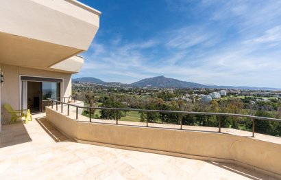 Resale - Apartment - Penthouse - Estepona - Estepona Centro