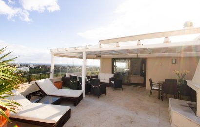 Resale - Apartment - Penthouse - Estepona - Estepona Centro