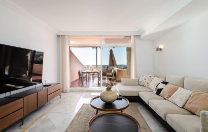 Resale - Apartment - Middle Floor Apartment - Marbella - Nueva Andalucia