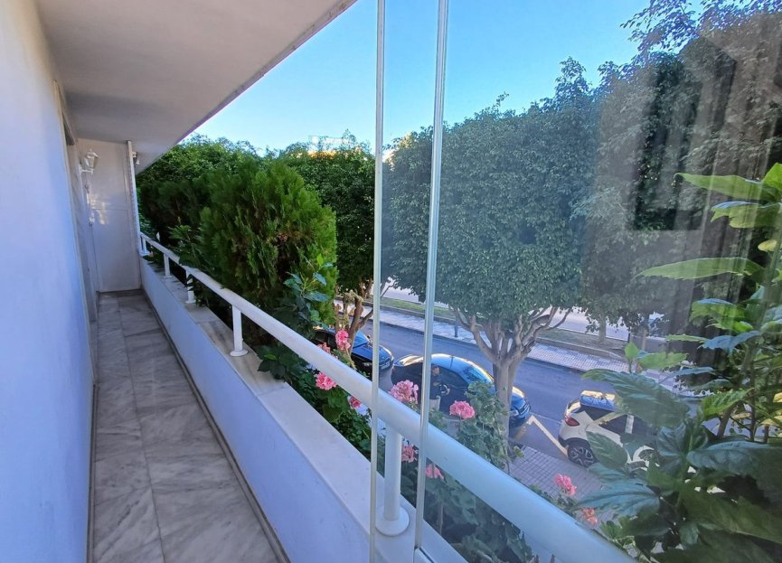 Resale - Apartment - Middle Floor Apartment - Marbella - Marbella Centro