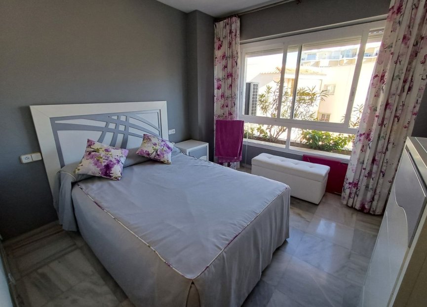 Resale - Apartment - Middle Floor Apartment - Marbella - Marbella Centro