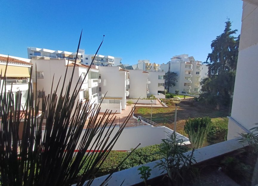 Resale - Apartment - Middle Floor Apartment - Marbella - Marbella Centro