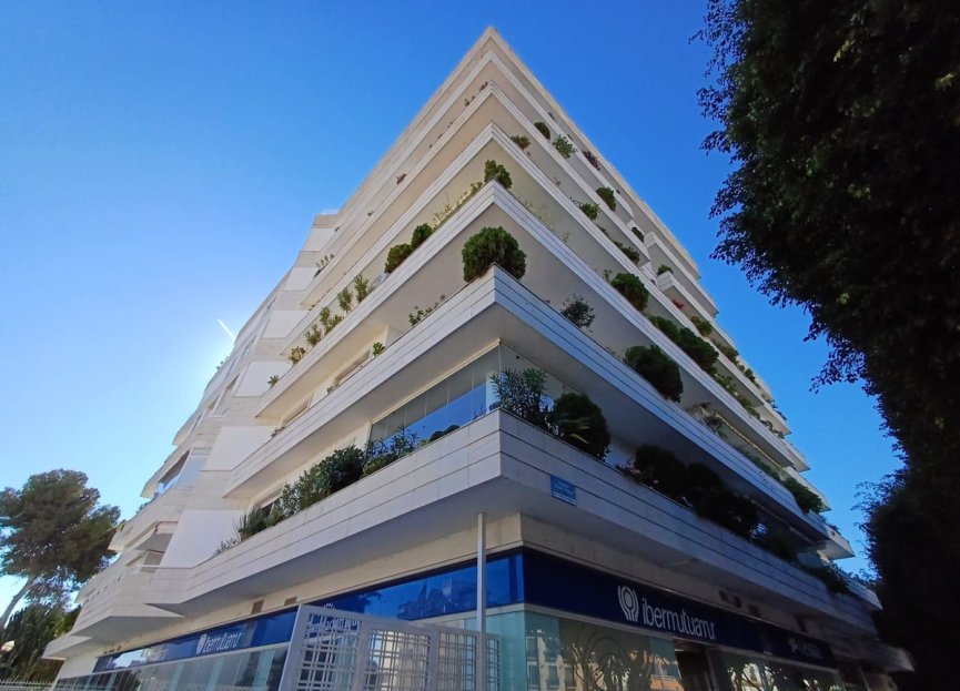 Resale - Apartment - Middle Floor Apartment - Marbella - Marbella Centro