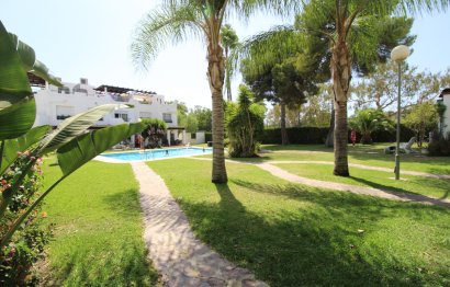 Resale - House - Townhouse - Marbella - Nueva Andalucia