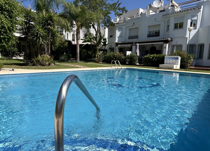 Resale - House - Townhouse - Marbella - Nueva Andalucia