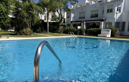 Resale - House - Townhouse - Marbella - Nueva Andalucia