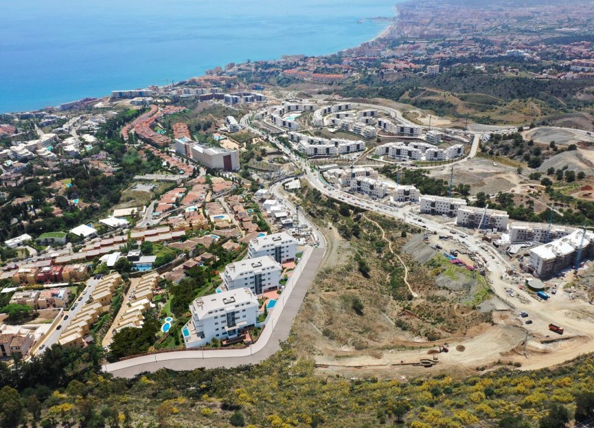 Obra nueva - Ático - Fuengirola - Higueron