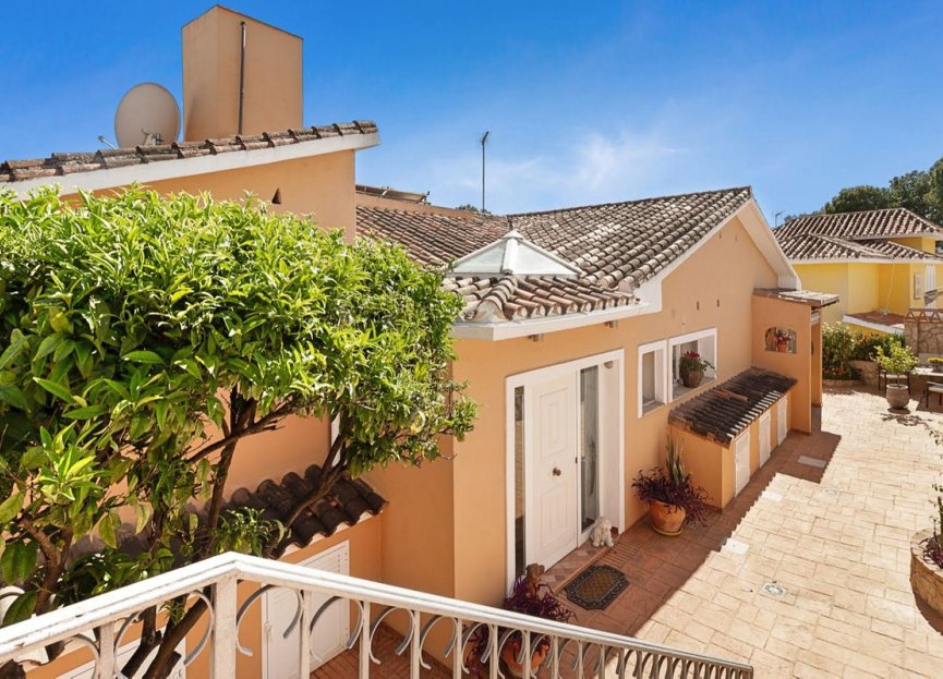 Resale - House - Detached Villa - Fuengirola - Fuengirola Centro