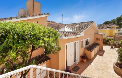 Resale - House - Detached Villa - Fuengirola - Fuengirola Centro