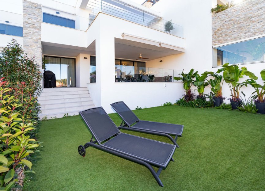 Resale - Apartment - Middle Floor Apartment - Marbella - Cabopino