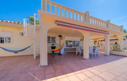 Resale - House - Detached Villa - Marbella - Nueva Andalucia