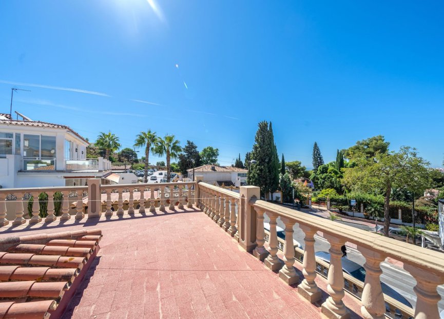 Resale - House - Detached Villa - Marbella - Nueva Andalucia