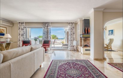 Resale - Apartment - Middle Floor Apartment - Estepona - Atalaya