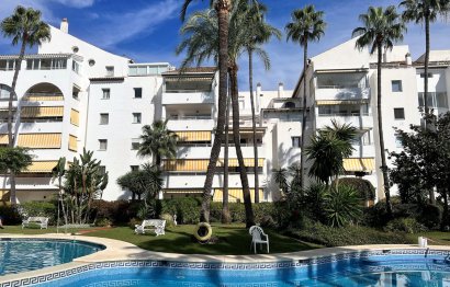 Resale - Apartment - Middle Floor Apartment - Estepona - Atalaya